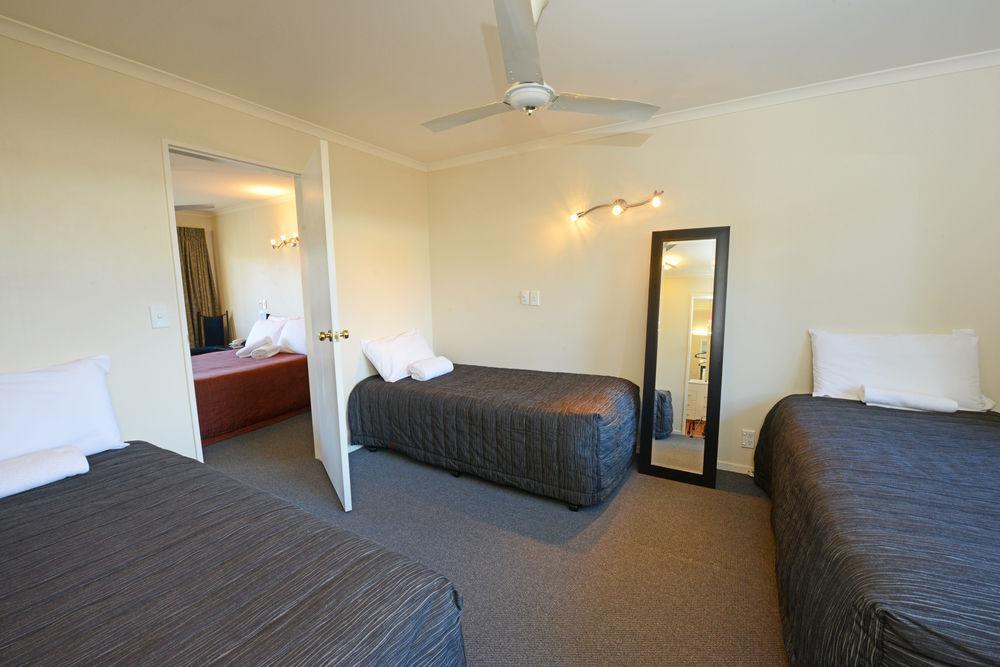 Gateway Motor Inn Mount Maunganui Exterior photo