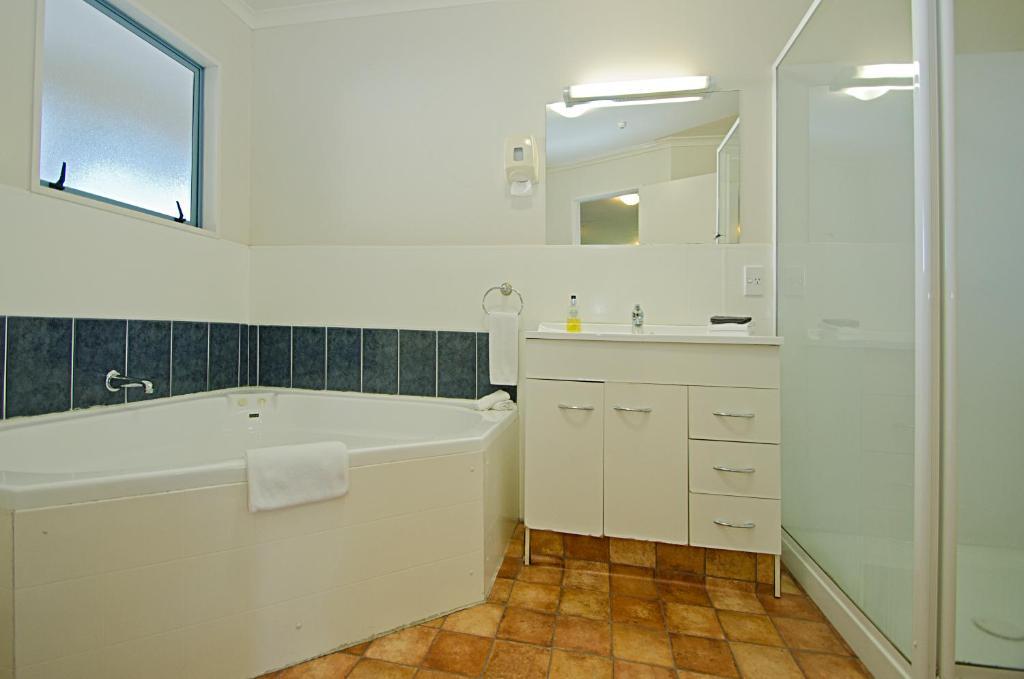 Gateway Motor Inn Mount Maunganui Room photo